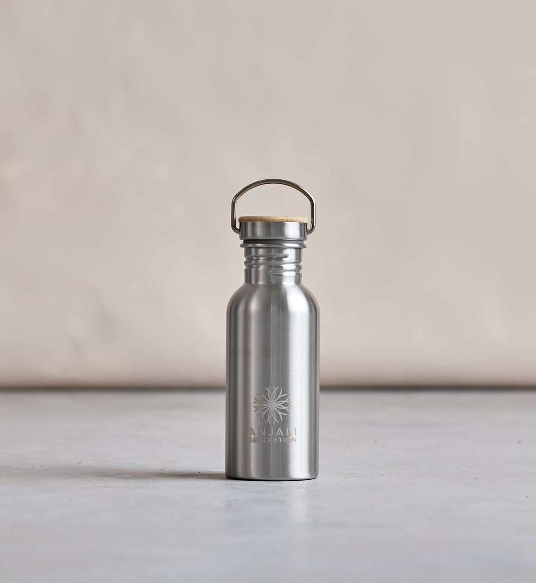 The Benefits of Using a Stainless Steel Water Bottle Over a Plastic One